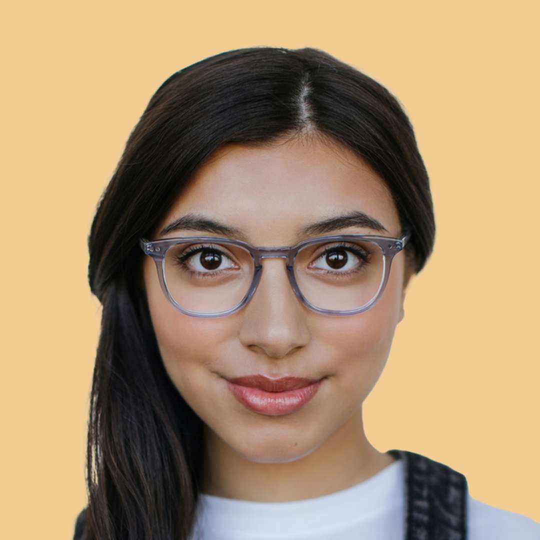 Girl wearing Large (49-19-140) / Glacier Crystal square glasses