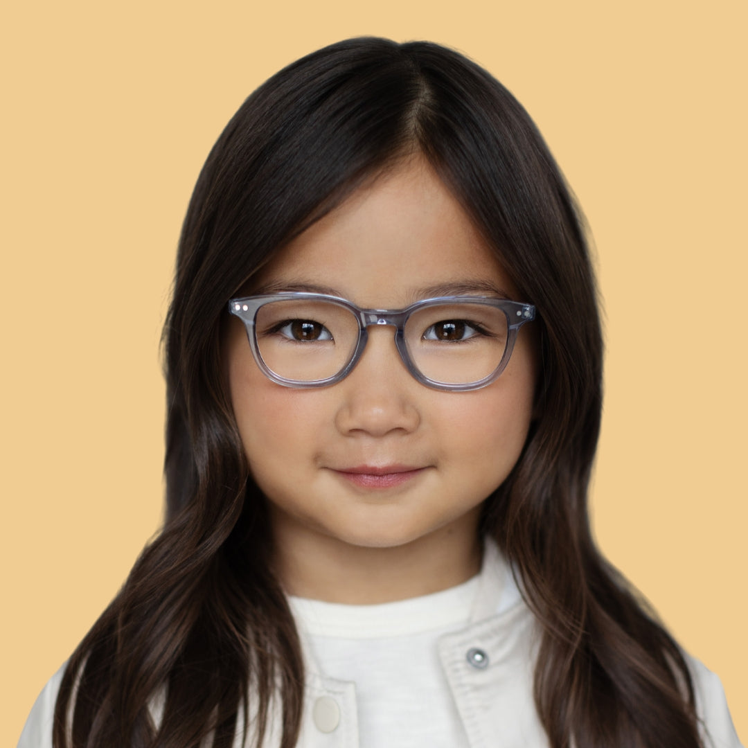 Girl wearing Medium (46-17-130) / Glacier Crystal square glasses 