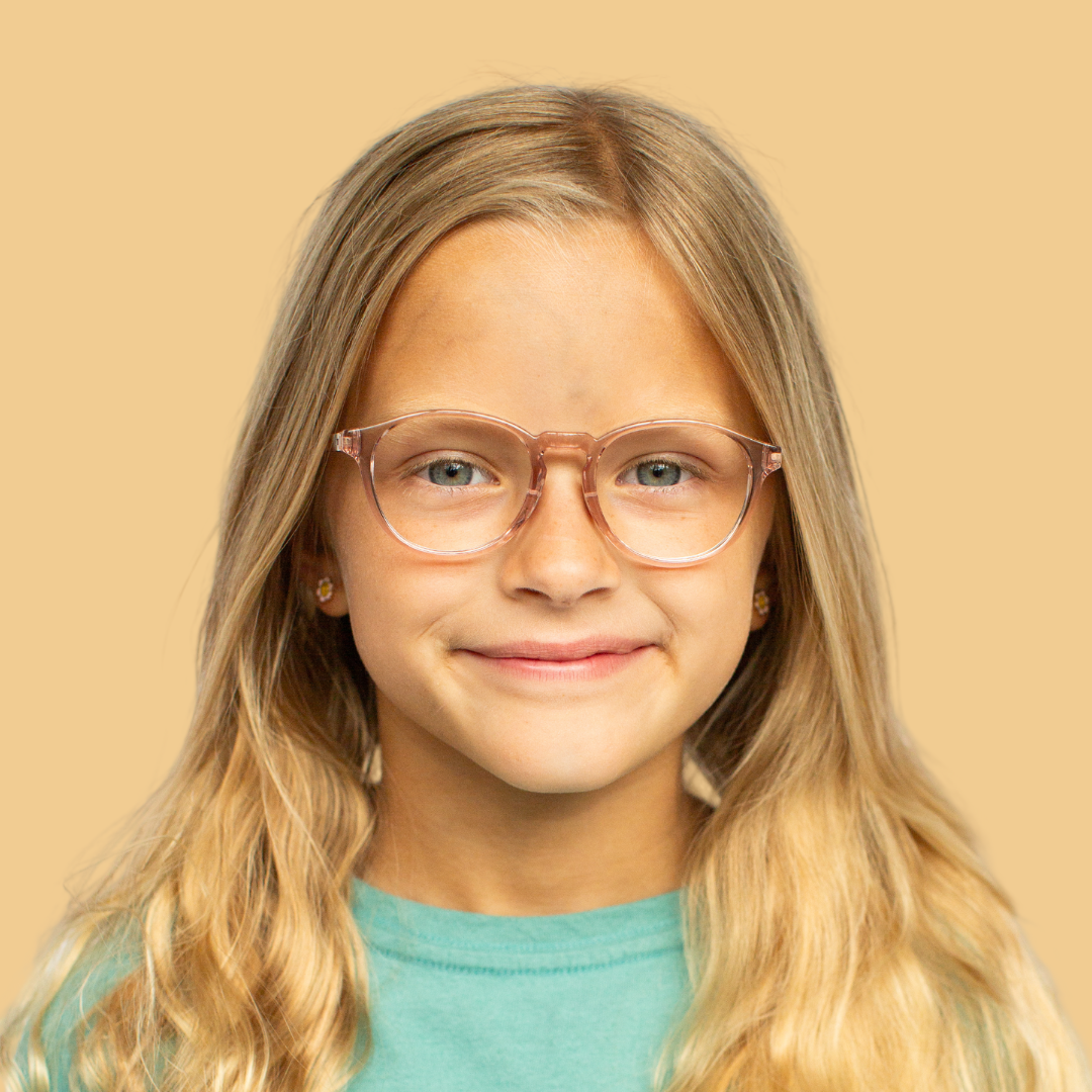 Girl wearing Small (44-16-125) / Grapefruit round glasses 