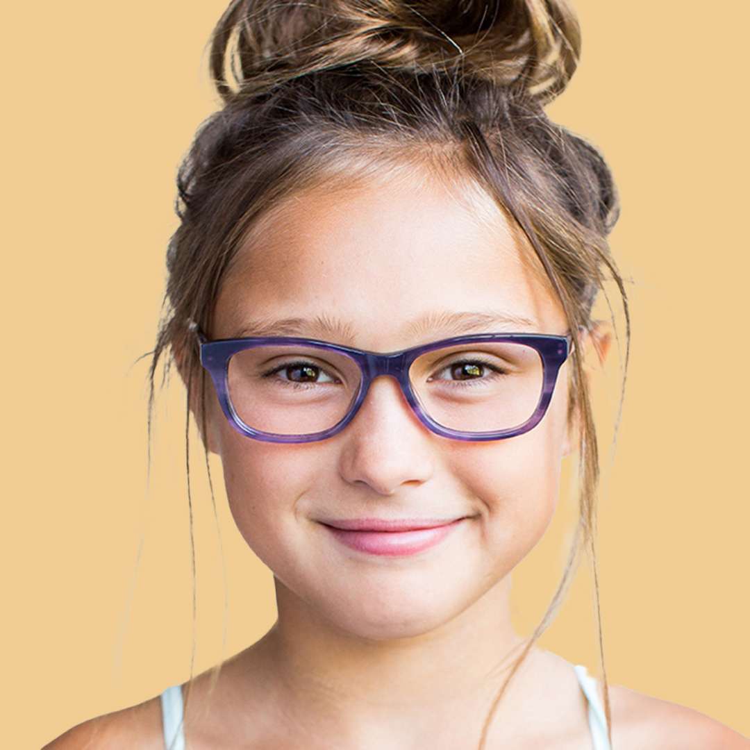 Girl wearing Medium (48-15-130) / Plum rectangle glasses 