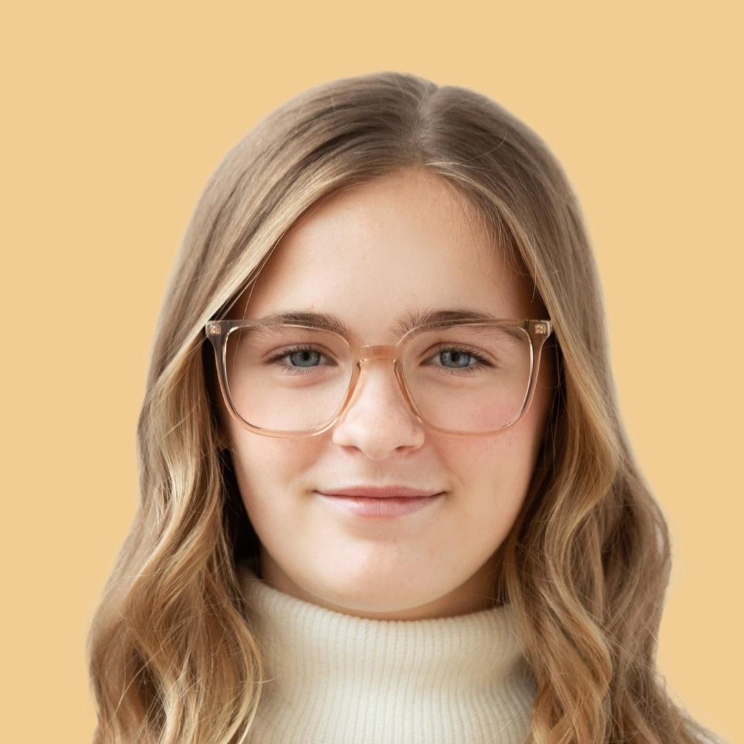 Girl wearing Wide (53-19-145) / Ginger Ale square glasses 